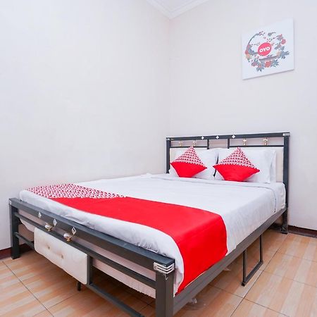 Hotel Collection O 1112 Comfitel Siwalankerto Aa4 Surabaja Zewnętrze zdjęcie