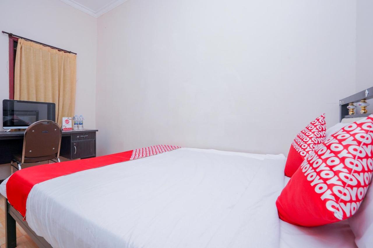 Hotel Collection O 1112 Comfitel Siwalankerto Aa4 Surabaja Zewnętrze zdjęcie
