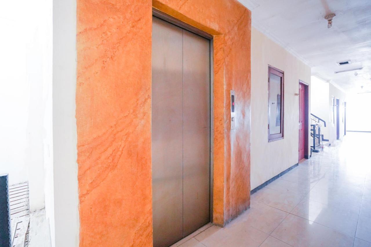 Hotel Collection O 1112 Comfitel Siwalankerto Aa4 Surabaja Zewnętrze zdjęcie