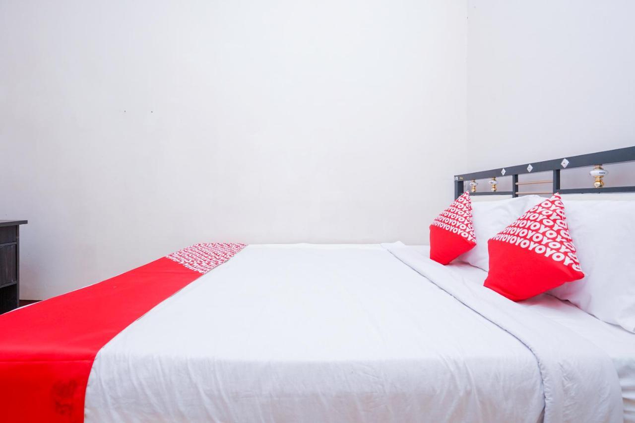 Hotel Collection O 1112 Comfitel Siwalankerto Aa4 Surabaja Zewnętrze zdjęcie