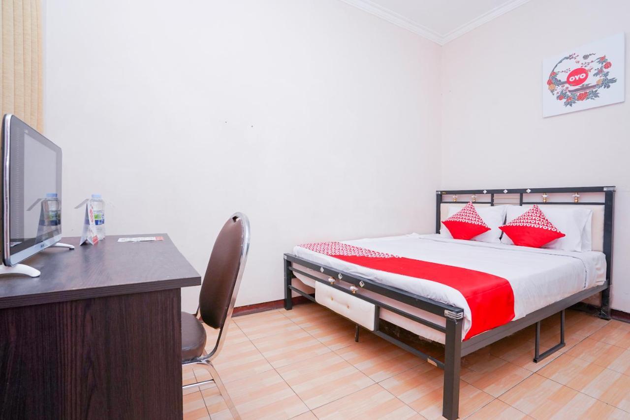 Hotel Collection O 1112 Comfitel Siwalankerto Aa4 Surabaja Zewnętrze zdjęcie