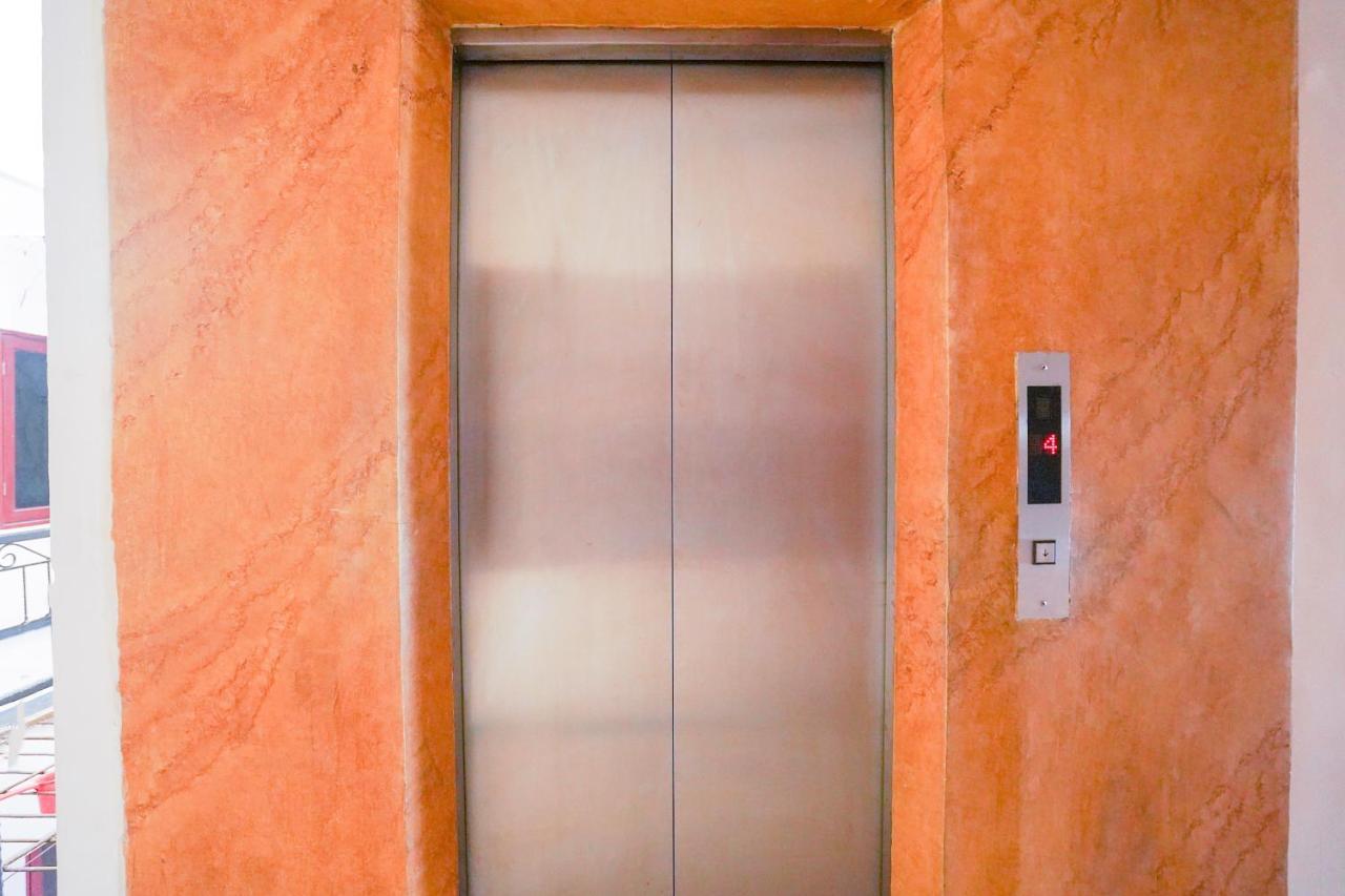 Hotel Collection O 1112 Comfitel Siwalankerto Aa4 Surabaja Zewnętrze zdjęcie